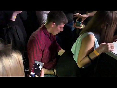 ❤️ Real Sex an engem russesche Nuetsclub. 18 Joer aalt russescht Meedchen am Anus an der Vagina an engem Nuetsclub gefickt Porno fb op lb.epicpornvideos-com.ru ️❤